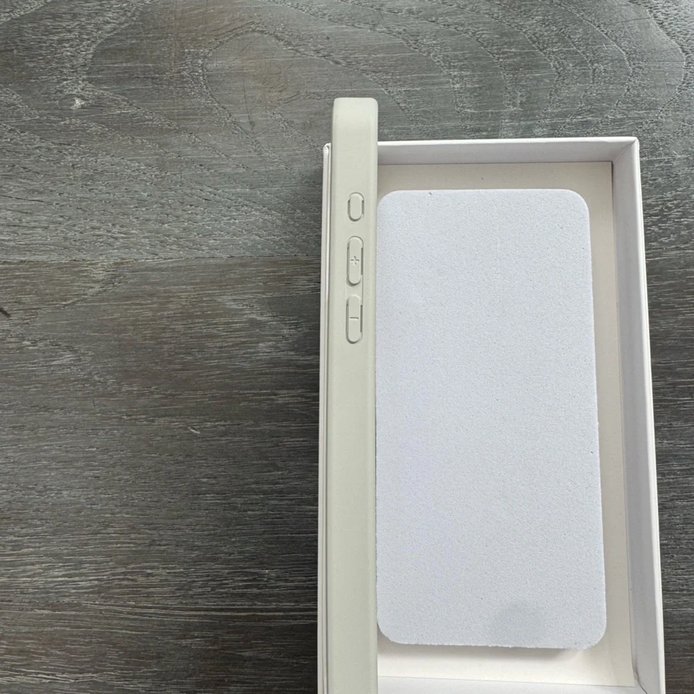 Rimowa Iphone Case Aluminum For IPhone 14/15 Pro Max - Picture 4 of 8